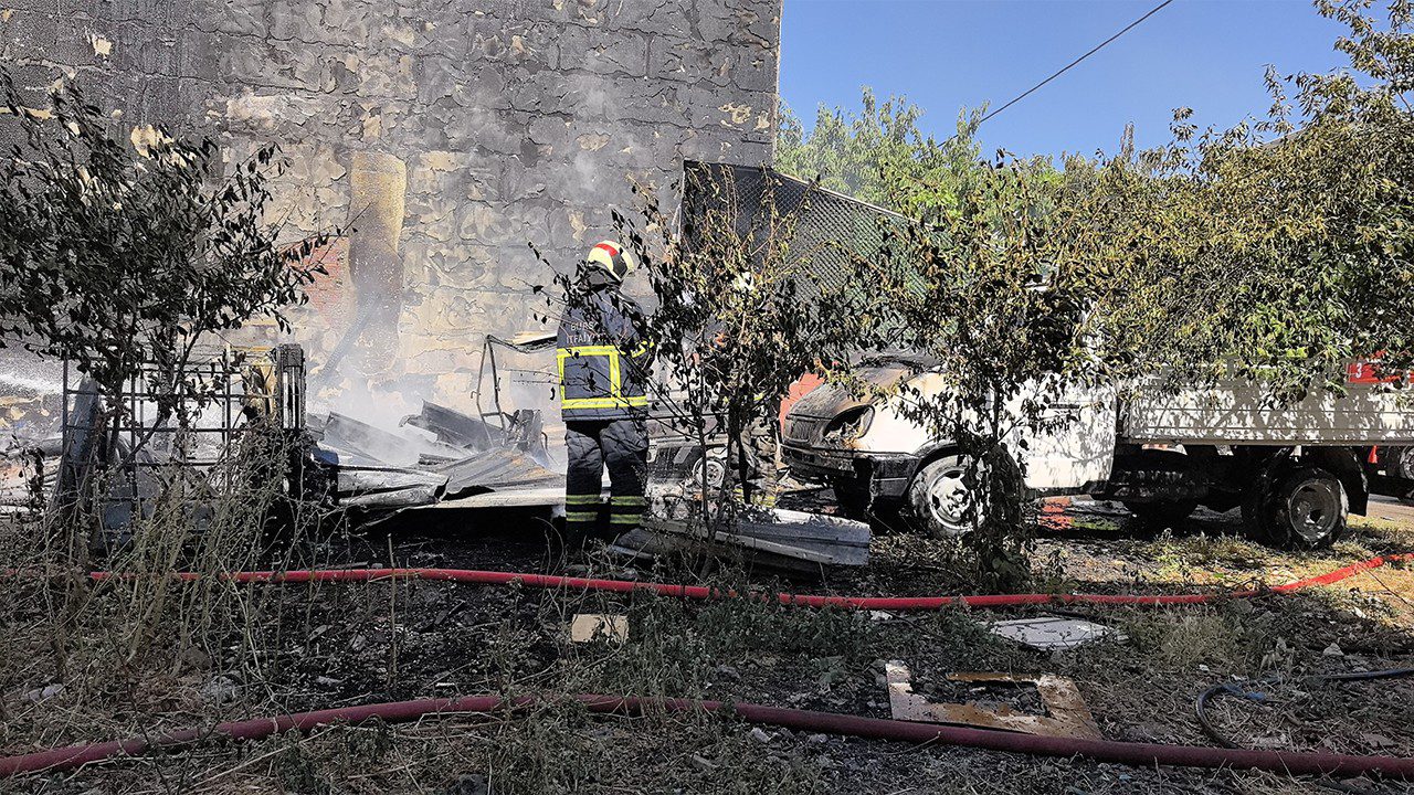 Bursa’da Apartman Yangını Panik Yarattı