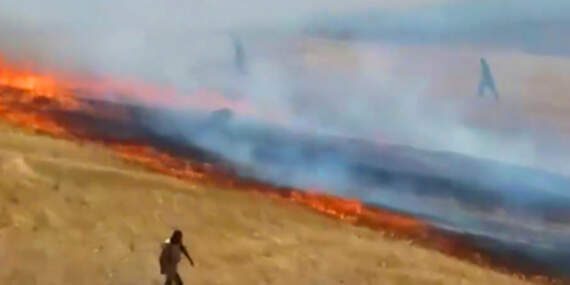 Büyükçekmece’de Otluk Alanda Yangın! Giderek Büyüyor