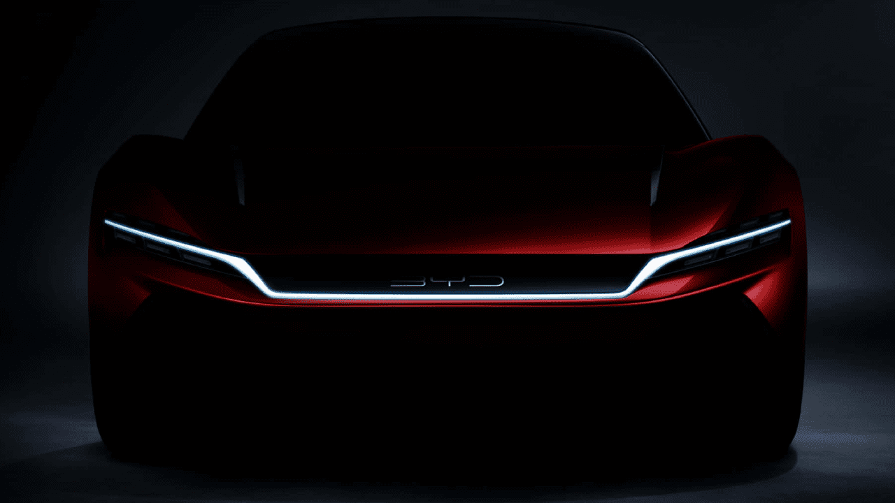 BYD Piyasaya Bayrak Açtı! Yeni Versiyon 422 Bin TL’den Satışa Çıktı!