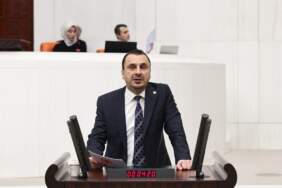 CHP’li Bekir Başevirgen’den Emekli Maaşlarına Zamma Tepki: ‘Bir Haftalık Yaşam Maliyetini Dahi Karşılamıyor’