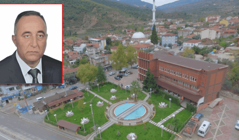 CHP’li Belediye Meclis Üyesi İstifa Etti