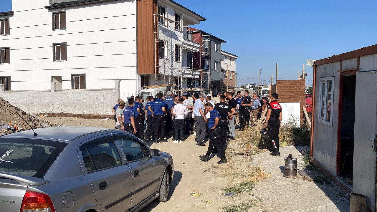 Çorlu’da Park Yeri Kavgası: 2 İşçi ve 1 Polis Yaralı, 8 Kişi Gözaltında