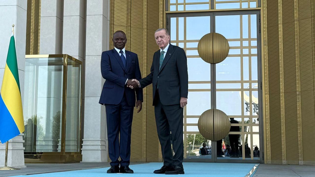 Cumhurbaşkanı Erdoğan, Gabon Cumhurbaşkanı Nguema’yı Resmi Törenle Karşıladı