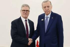 Cumhurbaşkanı Erdoğan İngiltere Başbakanı Starmer ile Görüştü