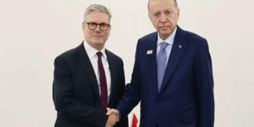 Cumhurbaşkanı Erdoğan İngiltere Başbakanı Starmer ile Görüştü