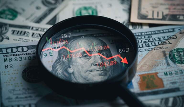 Dolar 52 Yıldır Böylesini Görmedi!