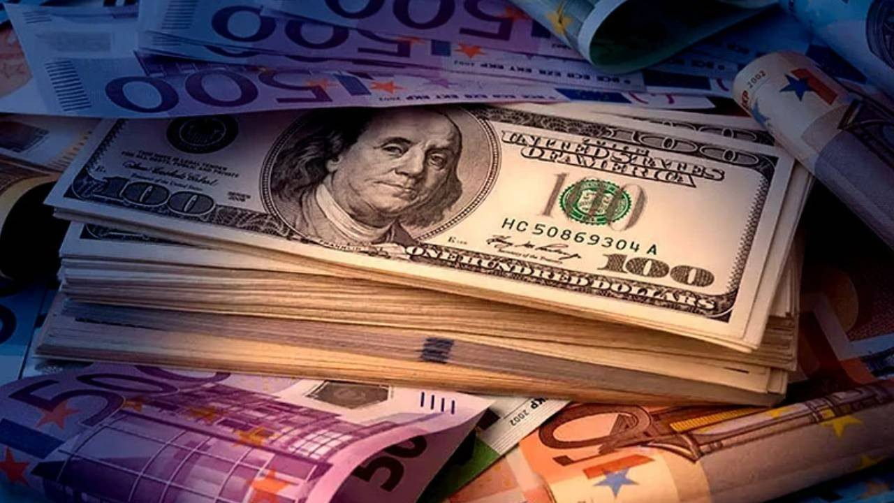 Dolar 40’ı Aştı, Euro 47 TL Sınırında: Döviz Güne Yükselişle Başladı