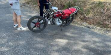 Edirne’de Korku Dolu Anlar: Motosiklet Kamyona Çarptı