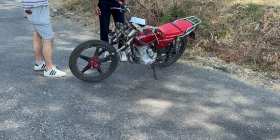 Edirne’de Korku Dolu Anlar: Motosiklet Kamyona Çarptı
