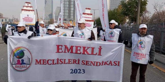 Emekli Hakları İçin Komisyon Çağrısı