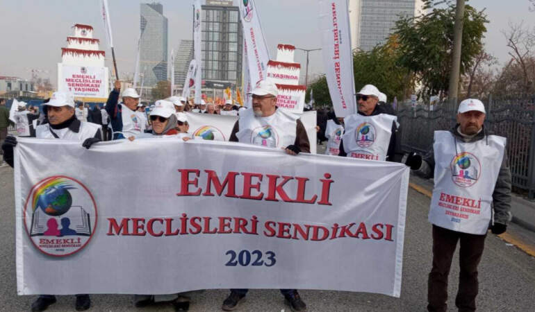 Emekli Hakları İçin Komisyon Çağrısı
