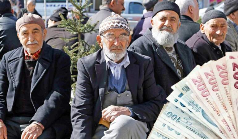 Emeklilere Büyük Jest yapıldı: 3 Ay Boyunca Ücretsiz Oldu