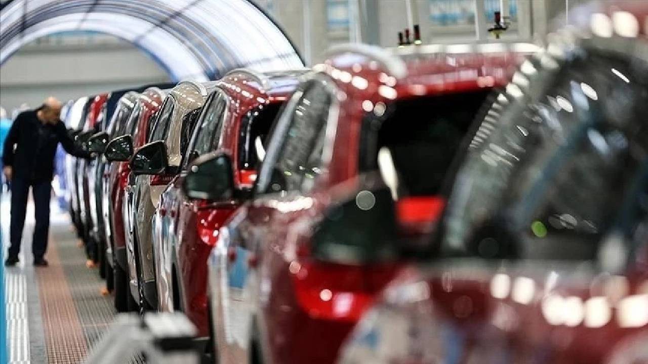 En Hızlı Değer Kaybeden Araçlar Belli Oldu: Değerleri Yüzde 65 Düştü! Bu Modeli Alan Sürücü Zarar Etti