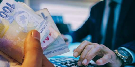 Milyonların Gözü Kritik Veride: Memur ve Emekli Maaşı Belli Olacak! Zamlı Maaş Ne Zaman Yatacak?