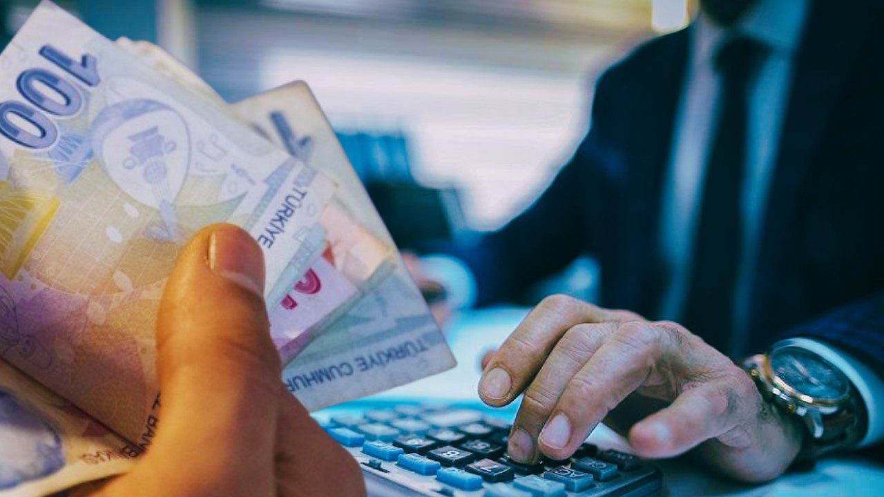 Milyonların Gözü Kritik Veride: Memur ve Emekli Maaşı Belli Olacak! Zamlı Maaş Ne Zaman Yatacak?