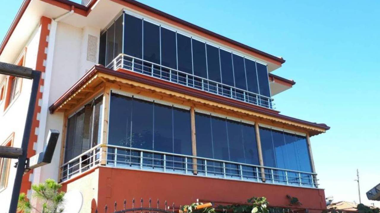 Evine Cam Balkon Yaptıranlar Yandı: Yargıtay Cezasını Açıkladı! Hepsi Tek Tek Sökülecek