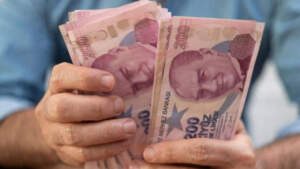 İhtiyaç Kredisi Çekecekler Dikkat! Oranlar Düşüyor, İşte Son Rakamlar…