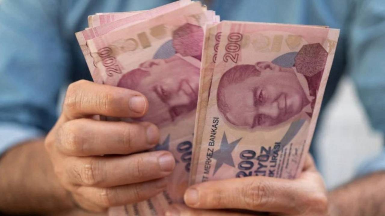 İhtiyaç Kredisi Çekecekler Dikkat! Oranlar Düşüyor, İşte Son Rakamlar…