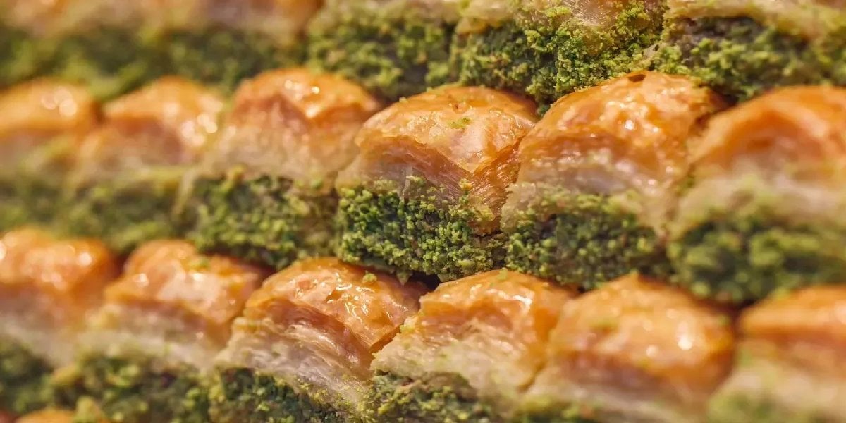 fistikli-baklava.jpg