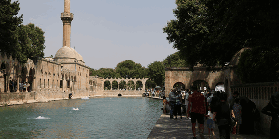 Gaziantep ve Şanlıurfa’yı Sıcak Hava Vurdu