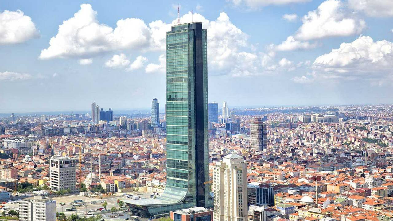 Halkbank Genel Müdürü, Vahit’in Kiler’ini Dolar Doldurdu! Yarı Fiyatına Satış Meclis Gündeminde