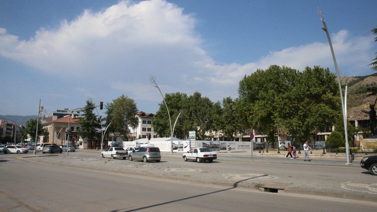 Hava Sıcaklığı 47 Dereceye Ulaştı! Tokat’ı Güneş Vurdu