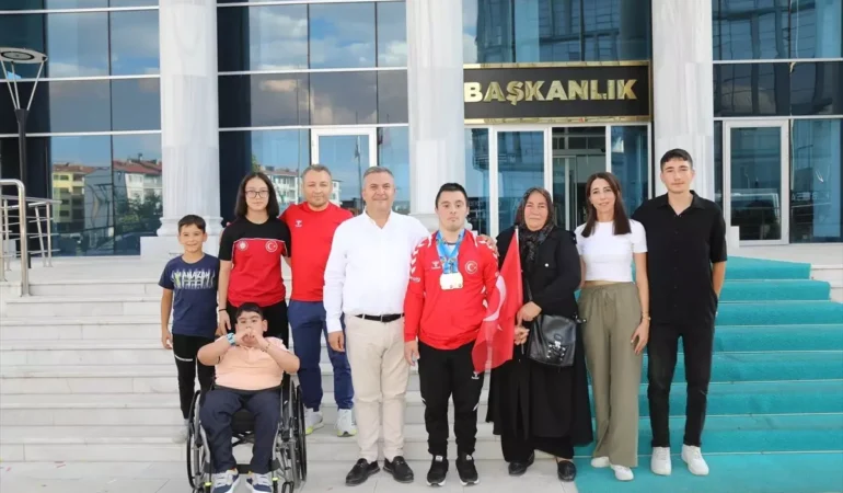 Ahmet Ünal’a Çubuk’ta Coşkulu Karşılama