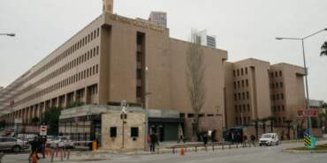 İzmir Büyükşehir Belediyesi’ne ‘Yolsuzluk’ Operasyonu: Gözaltı Sayısı Artıyor