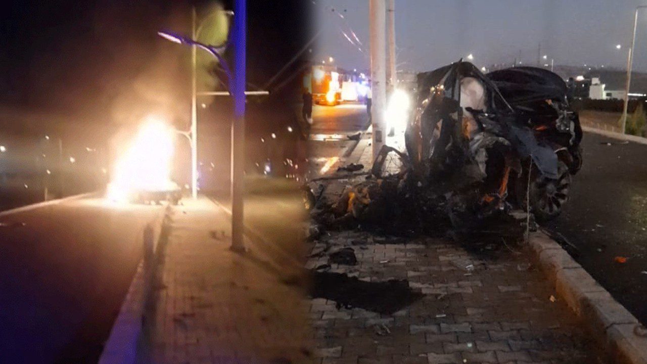 Kan Donduran Kaza! Yeni Aldığı Tesla Marka Araç Sonu Oldu, İki Kişi Yanarak Öldü