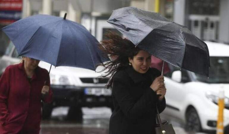 Meteoroloji Turuncu Alarm Verdi! Çok Şiddetli Yağış ve Fırtına Geliyor