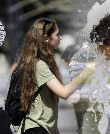 Meteoroloji’den Kavurucu Sıcak Alarmı: Dışarı Çıkmayın, Ölüm Riski Var!