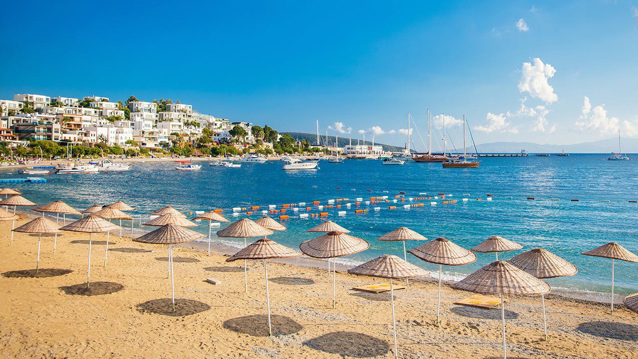 Ne Lahmacun Ne de Şezlong… Bodrum’a Damga Vurdu! 3 Dakikası 5 Bin TL! Sosyetenin Yeni Gözbebeği Oldu