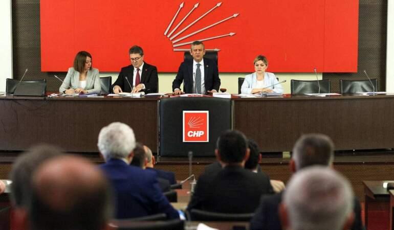 Operasyonların Ardından CHP Teyakkuza Geçti, PM Olağanüstü Toplanacak