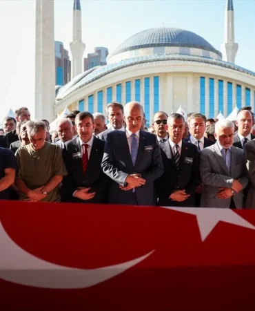 Orman yangınıyla mücadelede şehit olan AKUT gönüllüleri, Ankara’da son yolculuklarına uğurlandı
