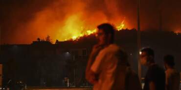 Ormanlarımız Alev Alev Yanıyor! İzmir, Hatay ve Manisa’da Yangınla Mücadele Sürüyor, Binlerce Kişi Tahliye Edildi