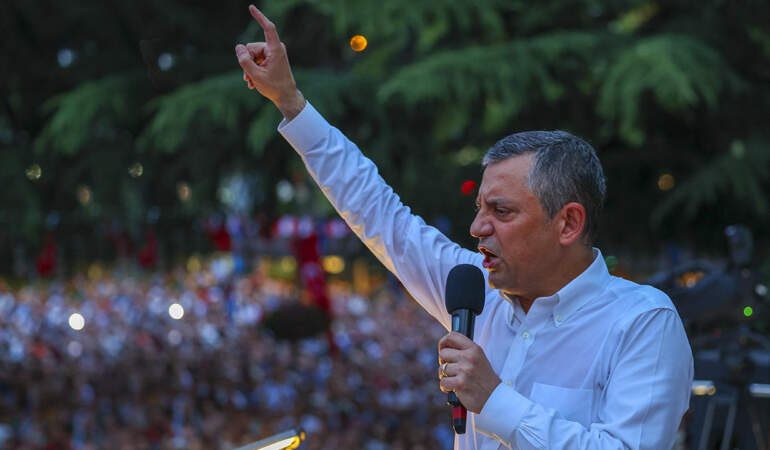 Özgür Özel Elindeki Anketi Açıkladı, Çok Net Konuştu! ‘Siyaseti Bırakırım’