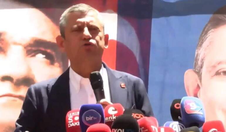 Özgür Özel İzmir’de Konuşuyor
