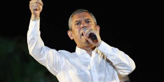 Özgür Özel’den Cumhurbaşkanı Erdoğan’a Tepki: Mezhepçilik Üzerinden Hesap Yaptırmayız