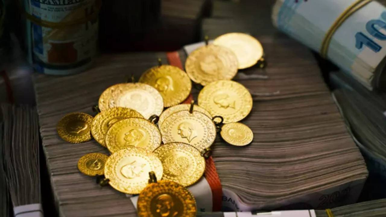 Rekor Üstüne Rekor Kırmıştı! Altın Haftaya Düşüşle Başladı