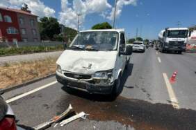 Samsun’da Zincirleme Kaza: 2 Kişi Yaralandı, Yol Trafiğe Kapandı
