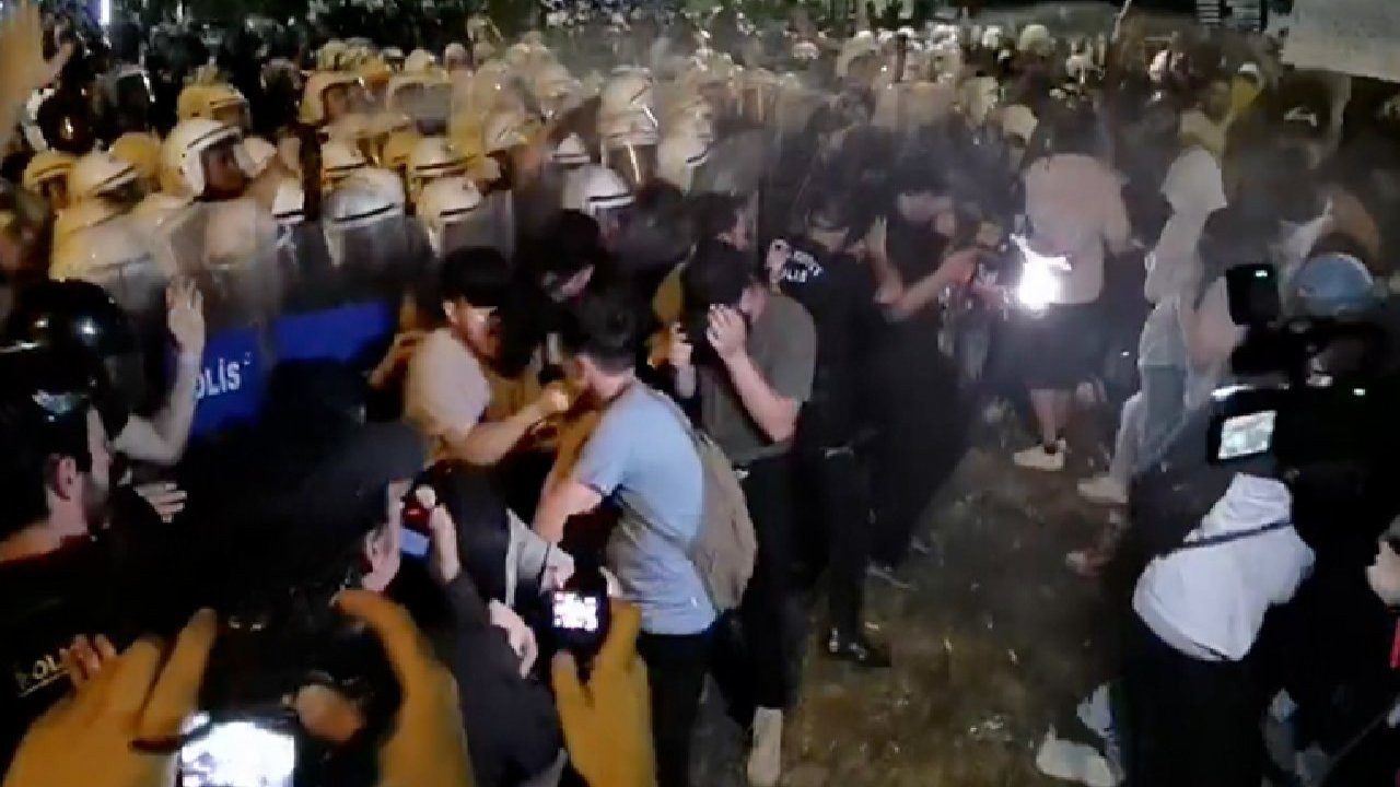 Saraçhane Mitingi Sonrası Vatandaşlara Polis Müdahalesi