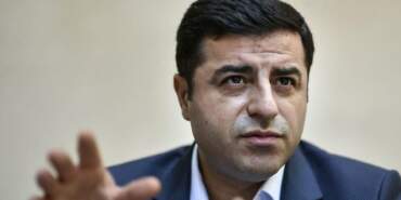 Selahattin Demirtaş’tan Silah Bırakmaya İlişkin İlk Açıklama: ‘Kaybeden Olmadı, Olmayacak’