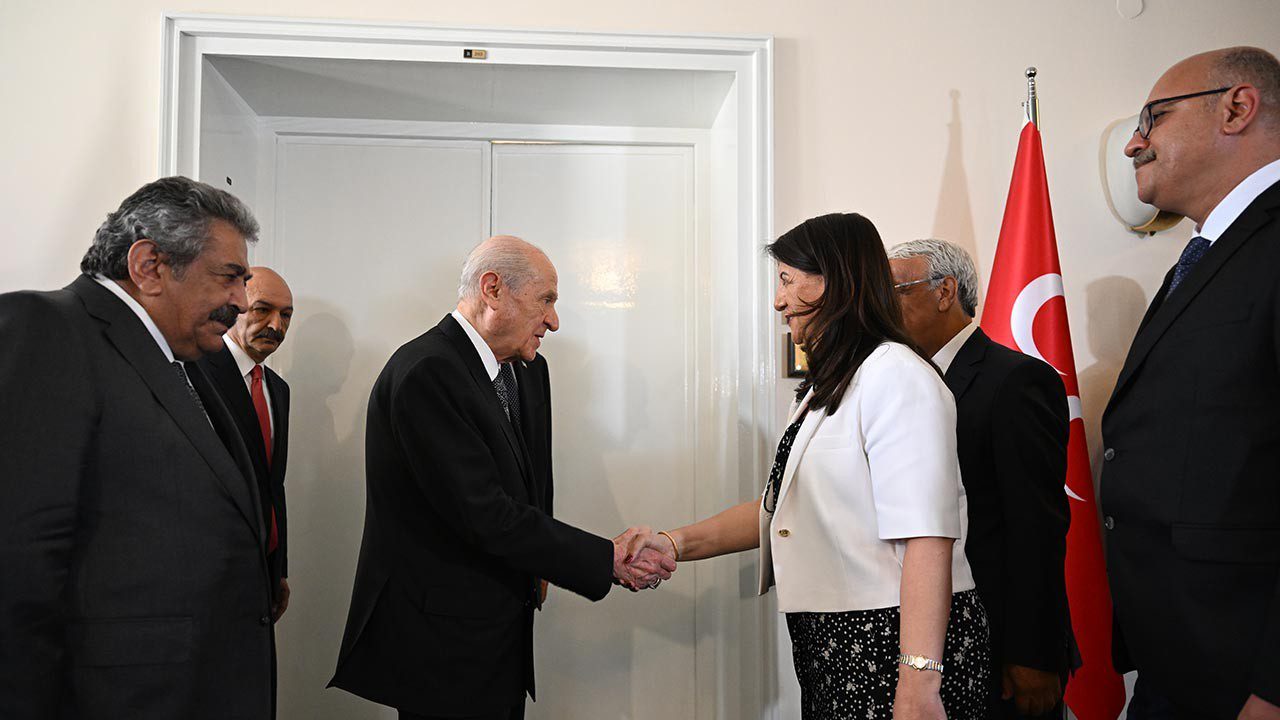 ‘Terörsüz Türkiye’ Süreci İçin Diplomasi Trafiği: İmralı Heyeti, Devlet Bahçeli ile Görüşüyor