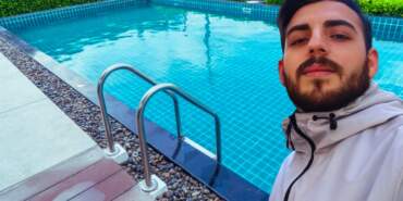 Tatil Kabusa Döndü: Havuza Atlayan Genç Futbolcunun Boynu Kırıldı