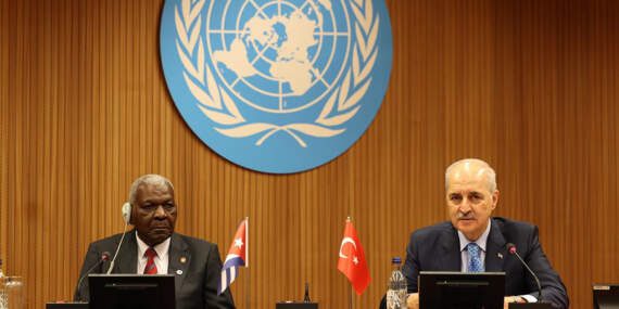 TBMM Başkanı Kurtulmuş, Hernandez ile Görüştü