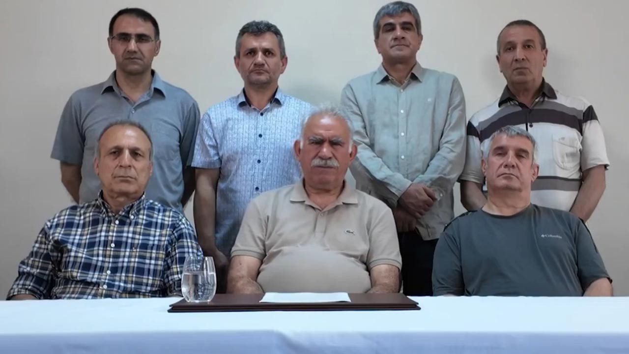 Tüm Gözler İmralı’daydı… Terör Örgütü PKK Lideri Öcalan’dan Videolu Açıklama