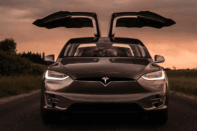 Tesla’dan Çifte Zam Hamlesi