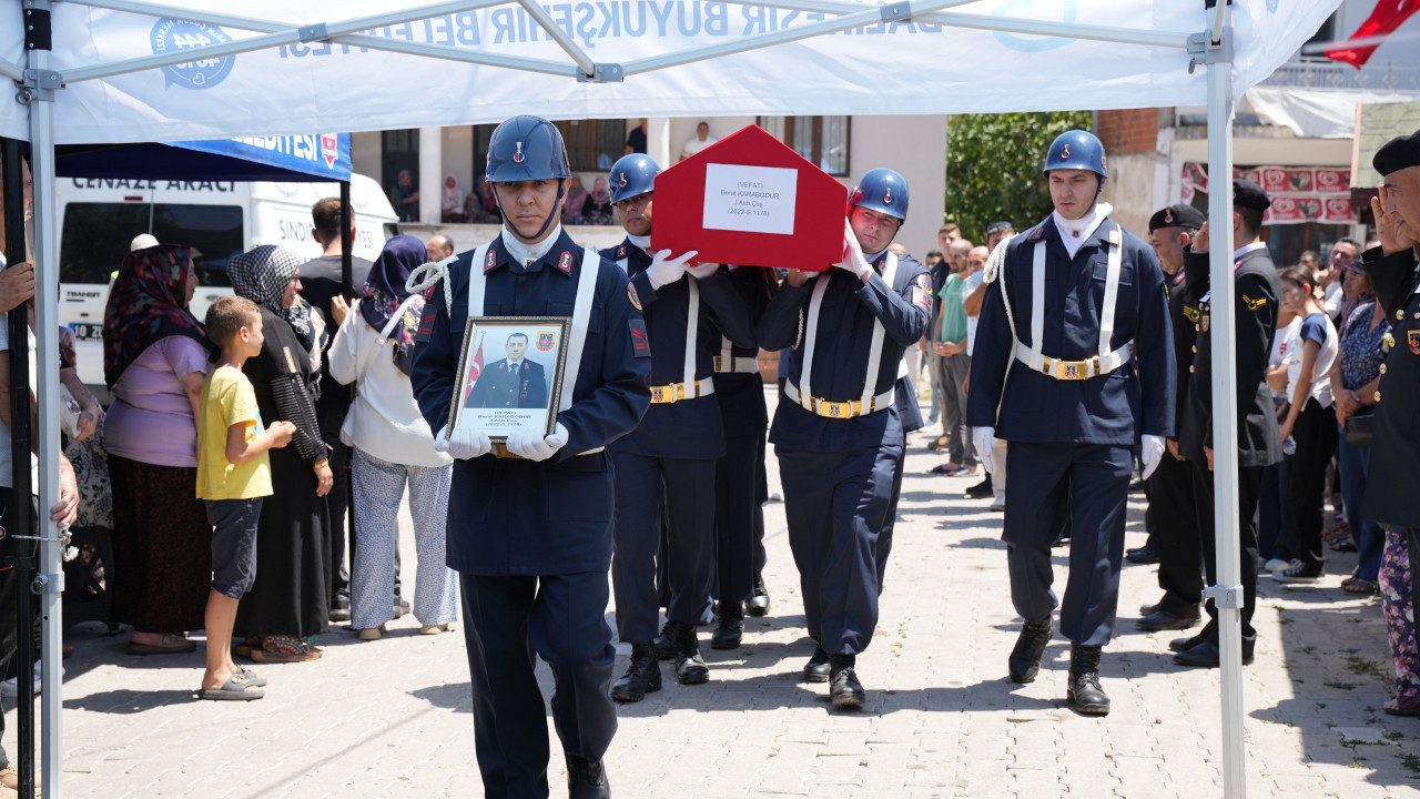 Trafik Kazasında Hayatını Kaybeden Genç Astsubay Son Yolculuğuna Uğurlandı