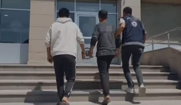 Van’da 3 Göçmen Kaçakçısı Tutuklandı