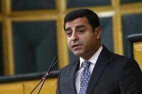 Demirtaş: Israrla barış demeye devam edeceğiz